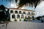 Turtle Nest Inn, Grand Cayman
